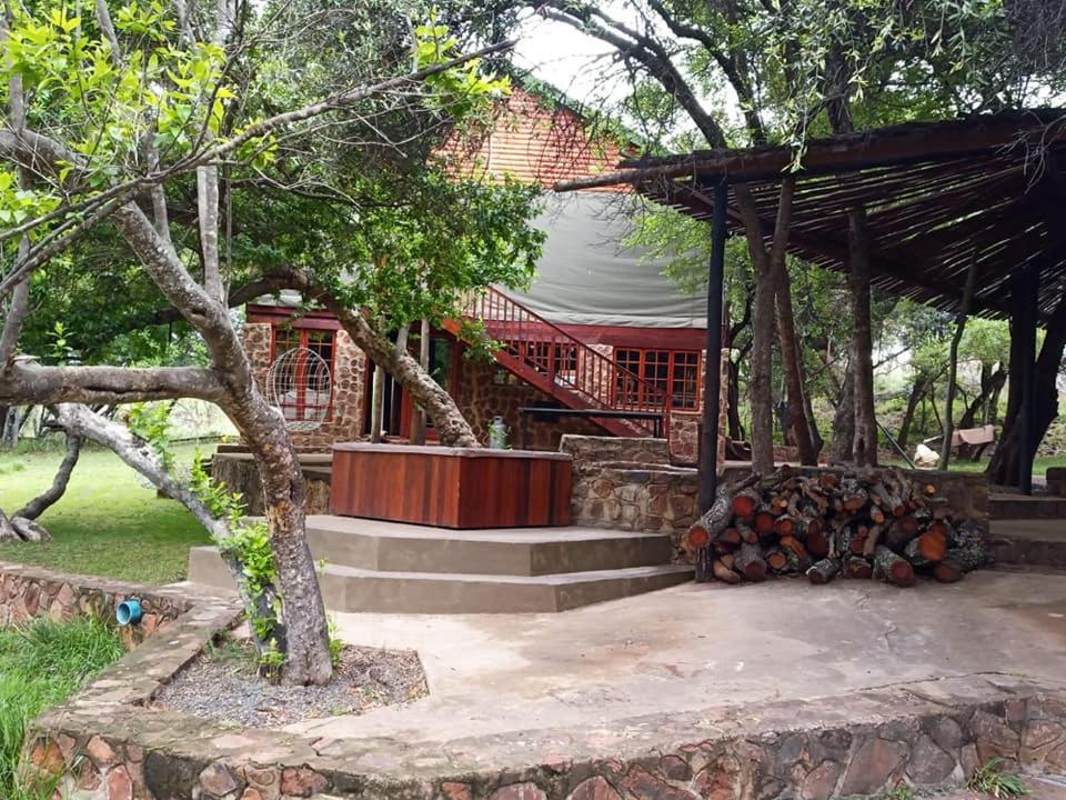 Ferienwohnung Wilgeboomsdrift Safaris Modimolle Exterior foto